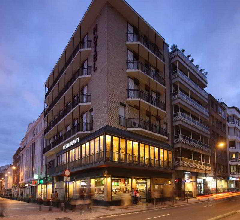 La Bilbaina Hotel Vitoria-Gasteiz Buitenkant foto