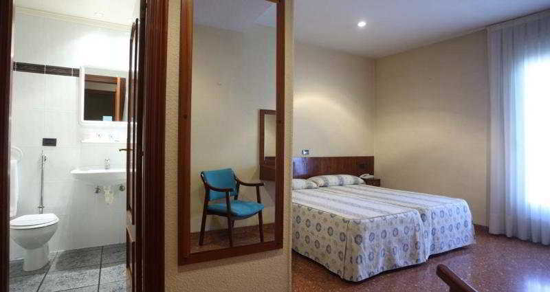 La Bilbaina Hotel Vitoria-Gasteiz Buitenkant foto
