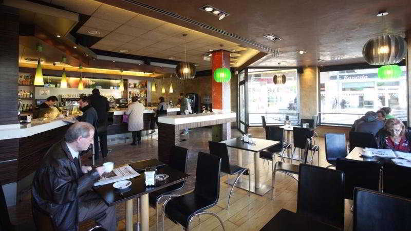 La Bilbaina Hotel Vitoria-Gasteiz Buitenkant foto