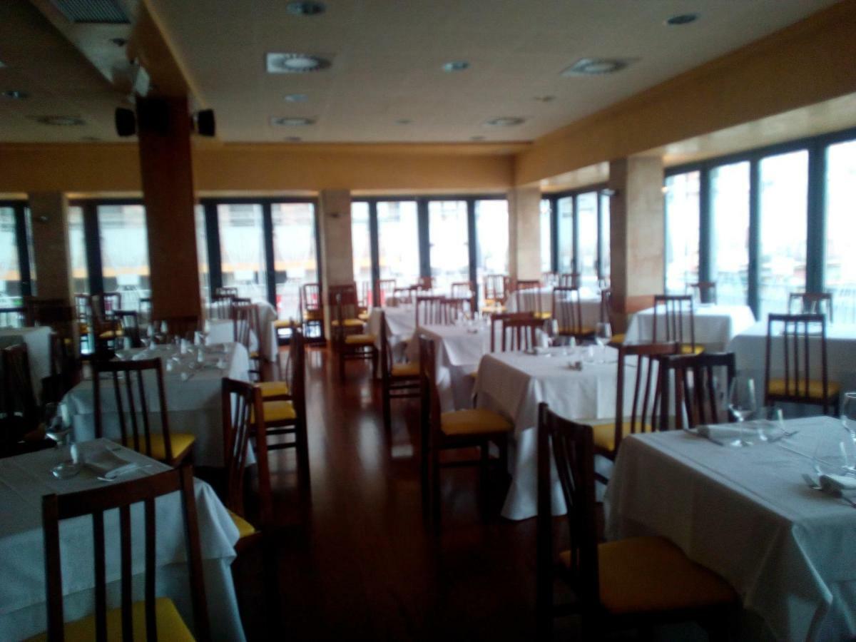 La Bilbaina Hotel Vitoria-Gasteiz Buitenkant foto