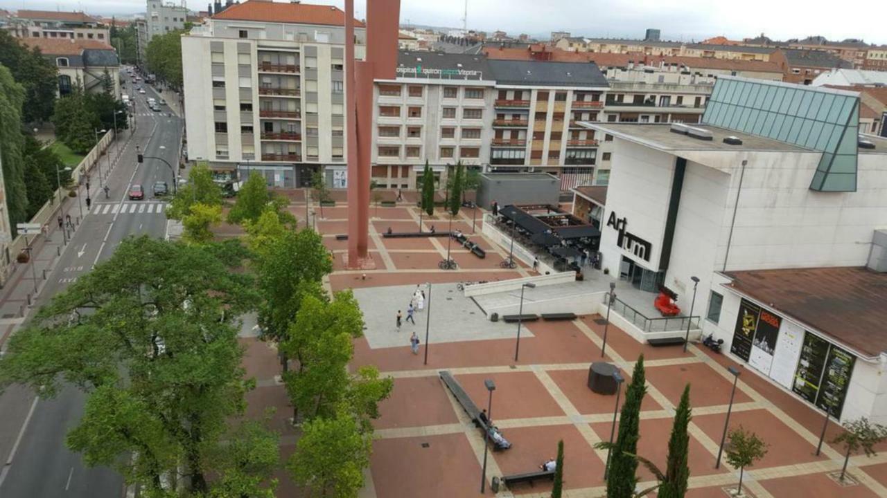 La Bilbaina Hotel Vitoria-Gasteiz Buitenkant foto