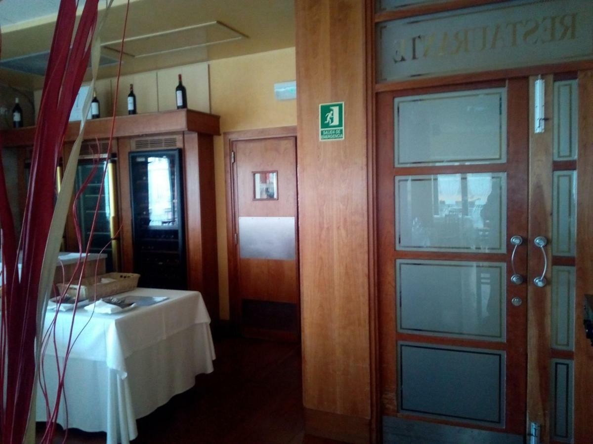 La Bilbaina Hotel Vitoria-Gasteiz Buitenkant foto