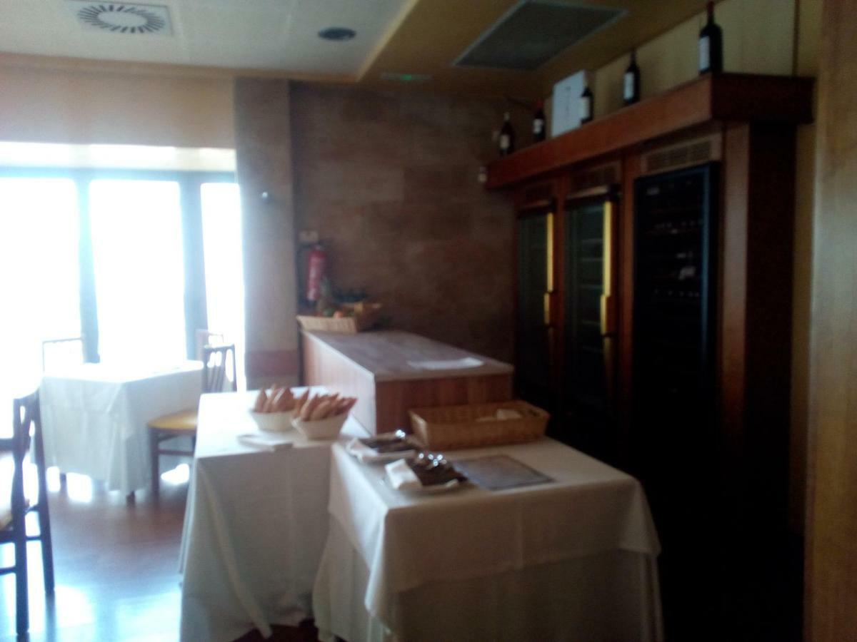 La Bilbaina Hotel Vitoria-Gasteiz Buitenkant foto