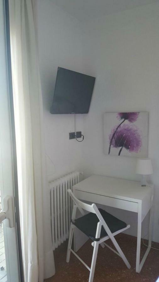 La Bilbaina Hotel Vitoria-Gasteiz Kamer foto
