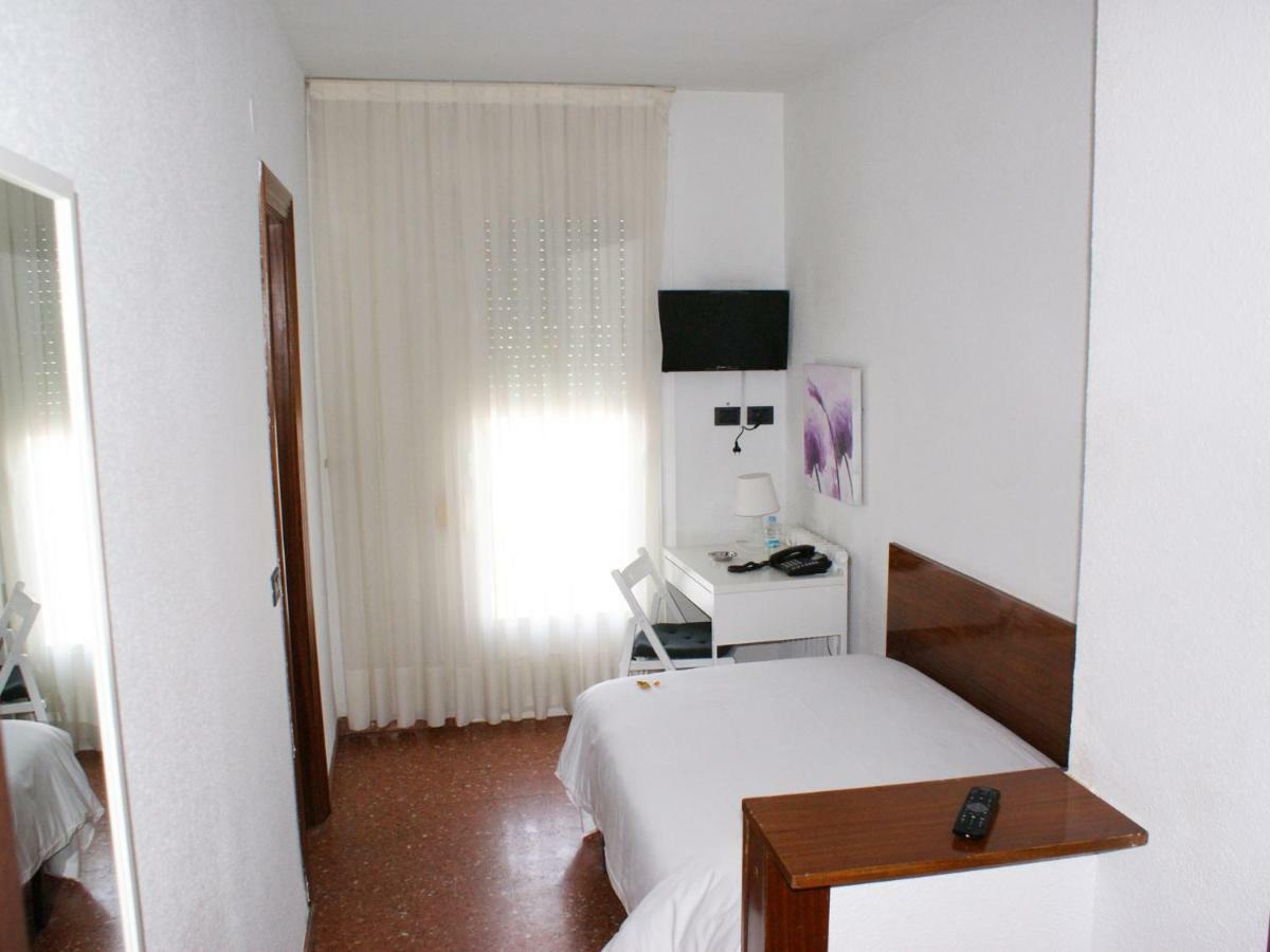 La Bilbaina Hotel Vitoria-Gasteiz Kamer foto