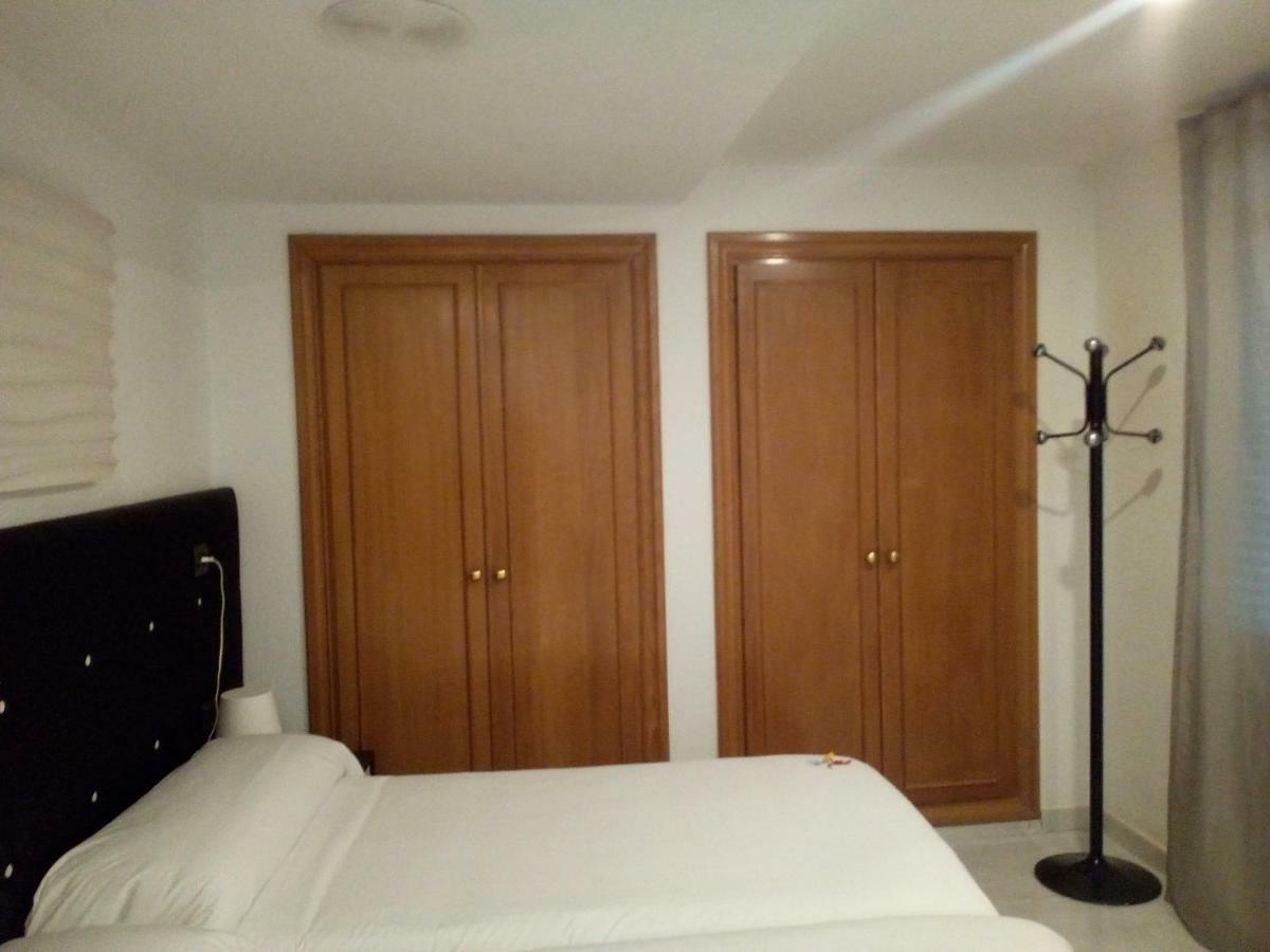 La Bilbaina Hotel Vitoria-Gasteiz Kamer foto