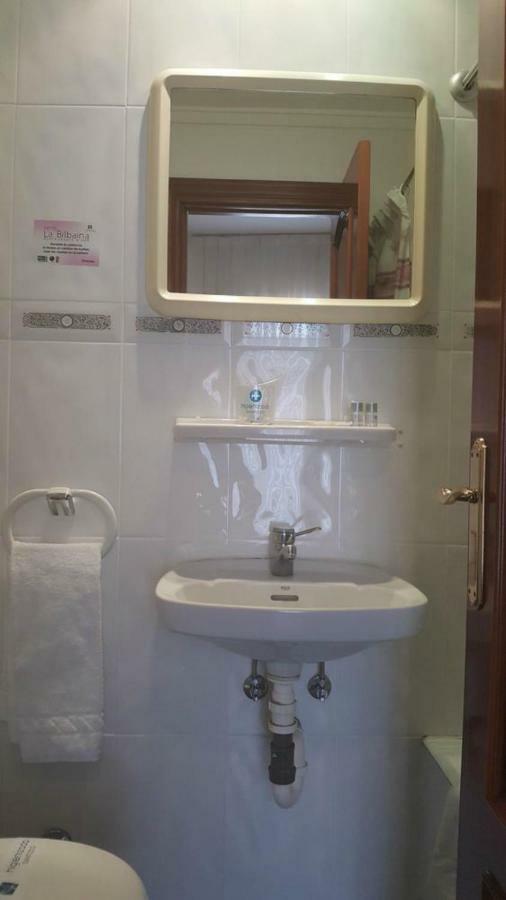 La Bilbaina Hotel Vitoria-Gasteiz Kamer foto