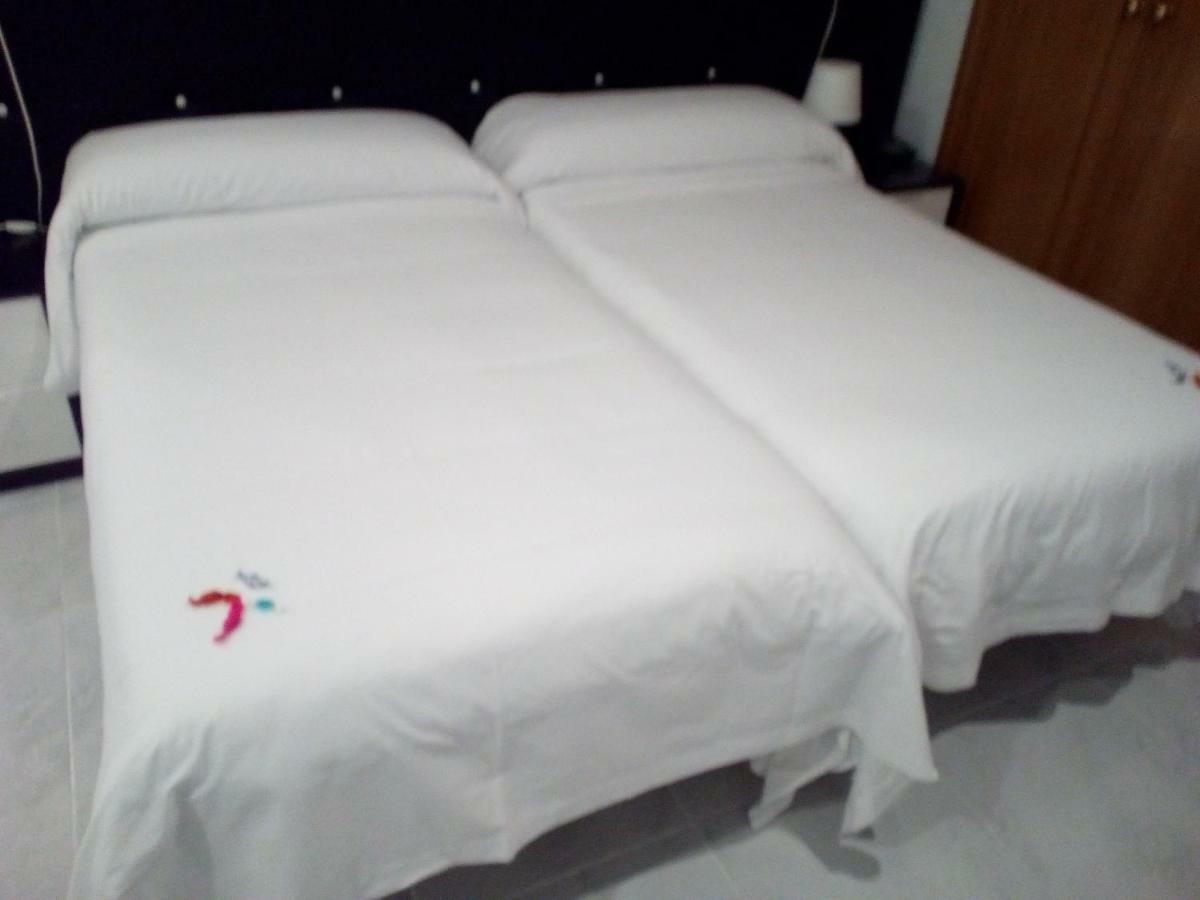 La Bilbaina Hotel Vitoria-Gasteiz Kamer foto
